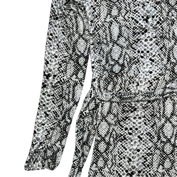 Good American The Runaround Wrap Dress Python Snake Print Size XS - Picture 9 of 10